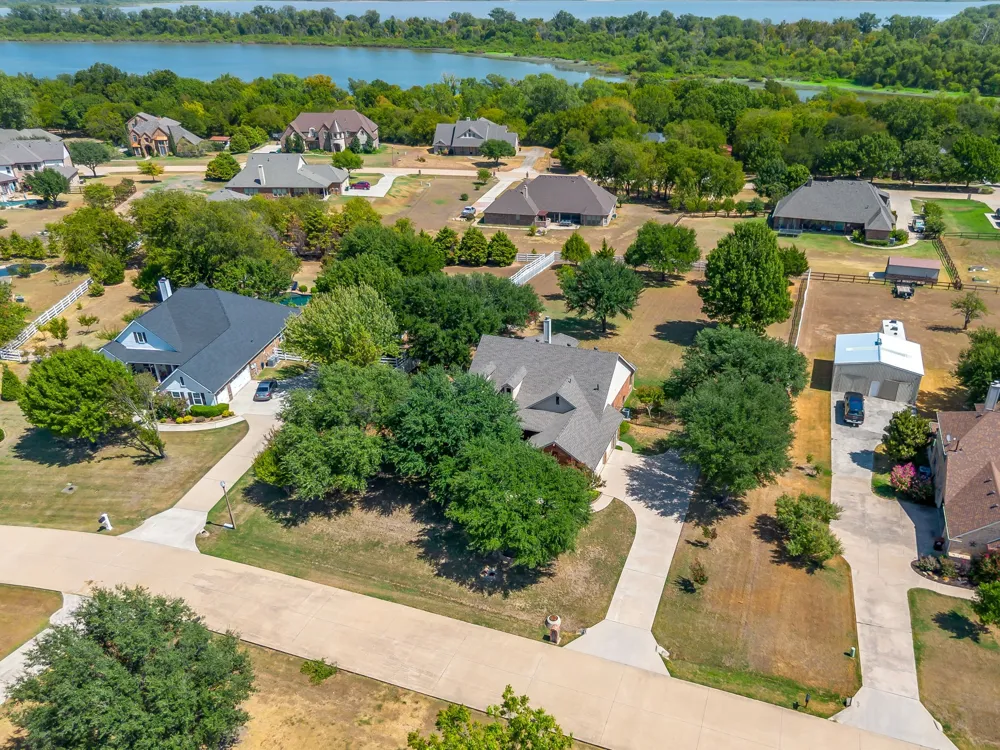 8101 Rodeo Drive Denton, TX 76208