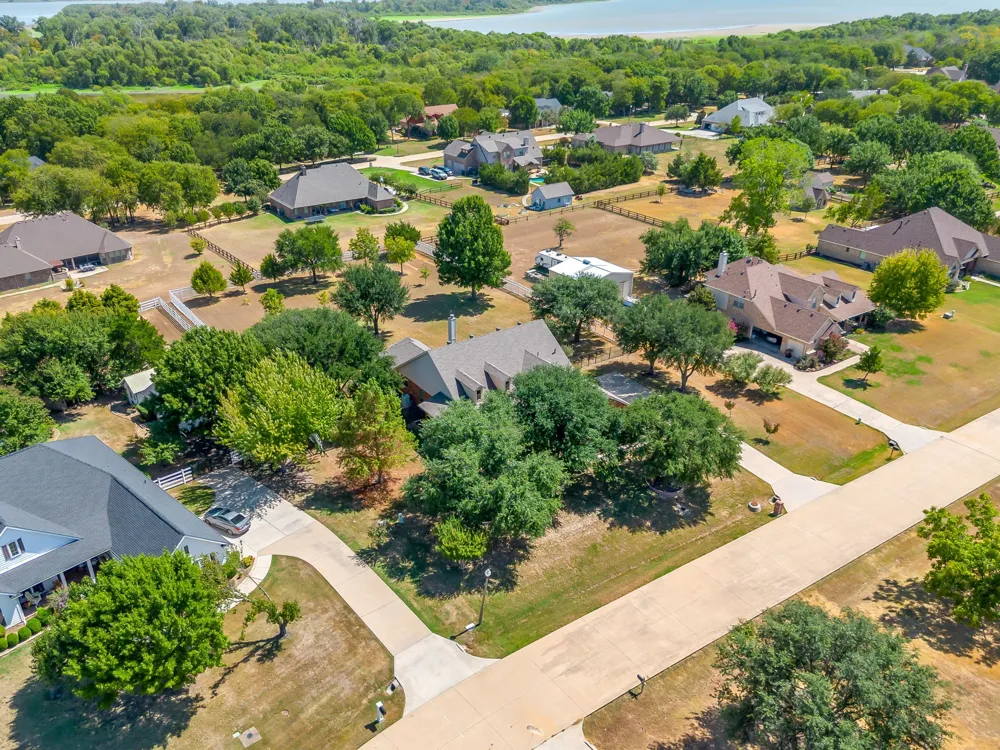 8101 Rodeo Drive Denton, TX 76208
