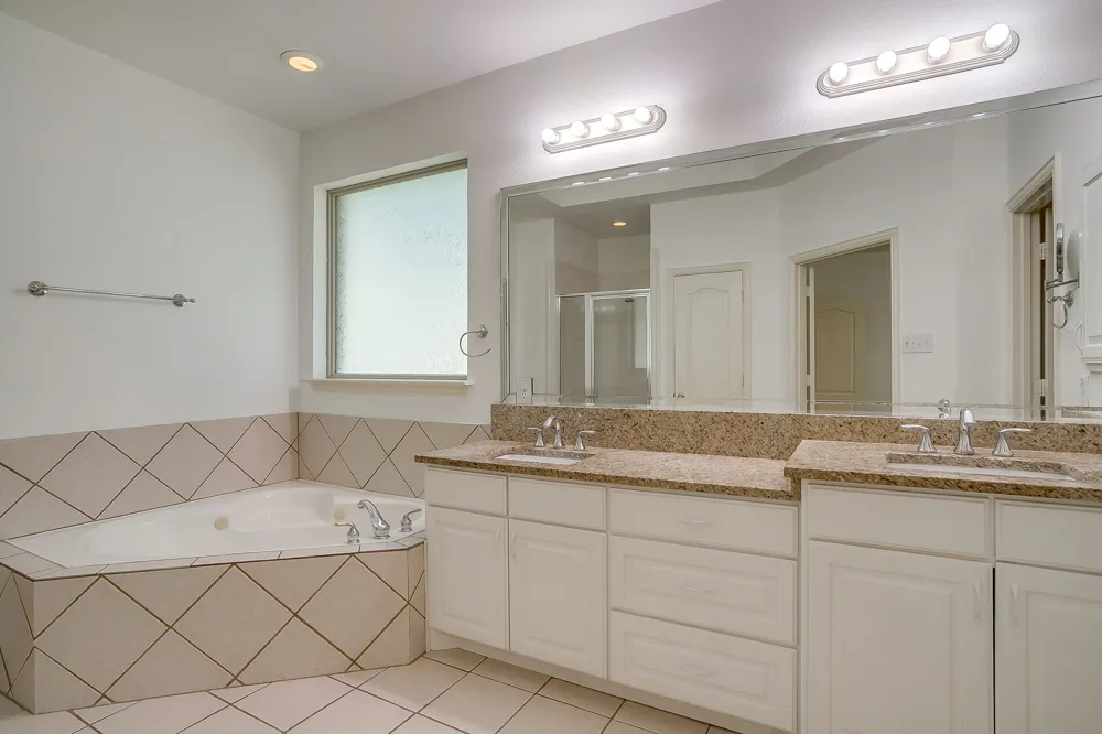8101 Rodeo Drive Denton, TX 76208