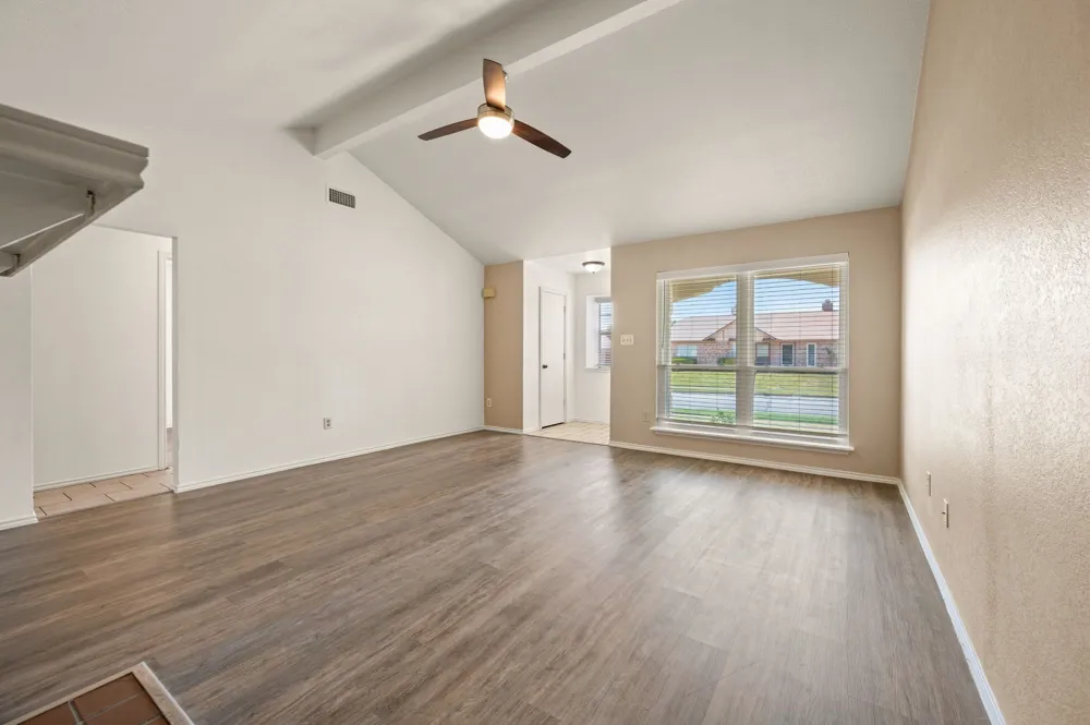 3002 Clover Lane Euless, TX 76039