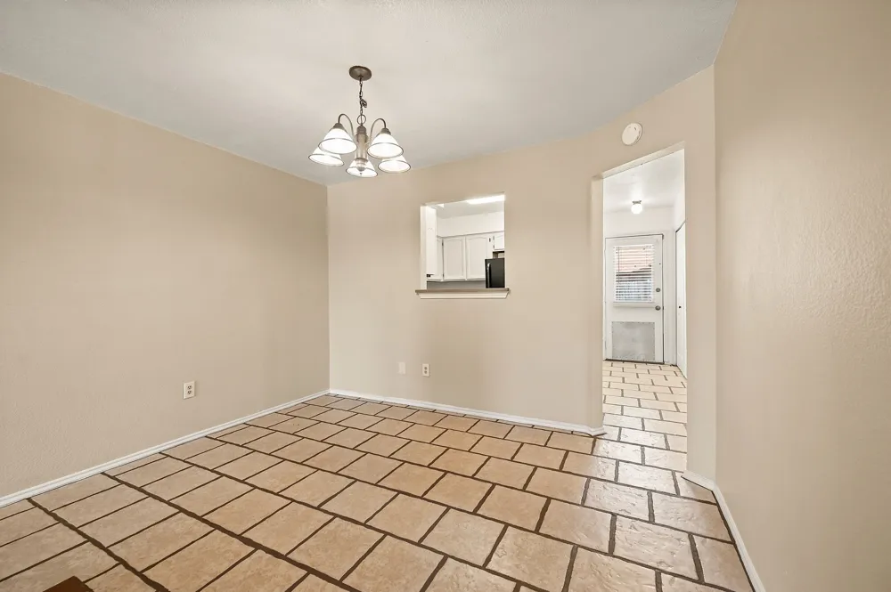 3002 Clover Lane Euless, TX 76039