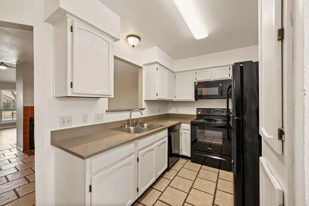 3002 Clover Lane Euless, TX 76039
