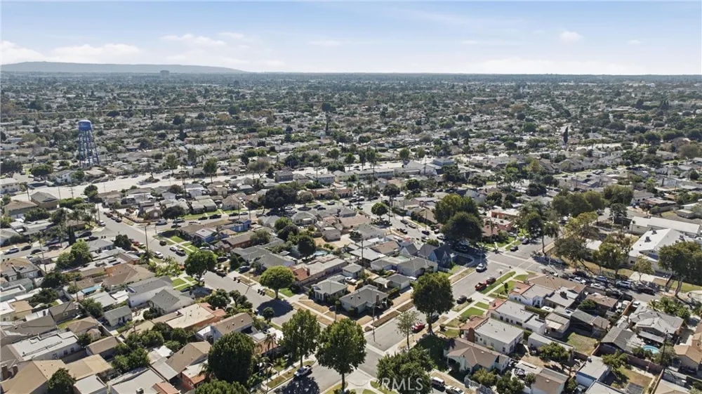4264 Sanborn Avenue Lynwood, CA 90262