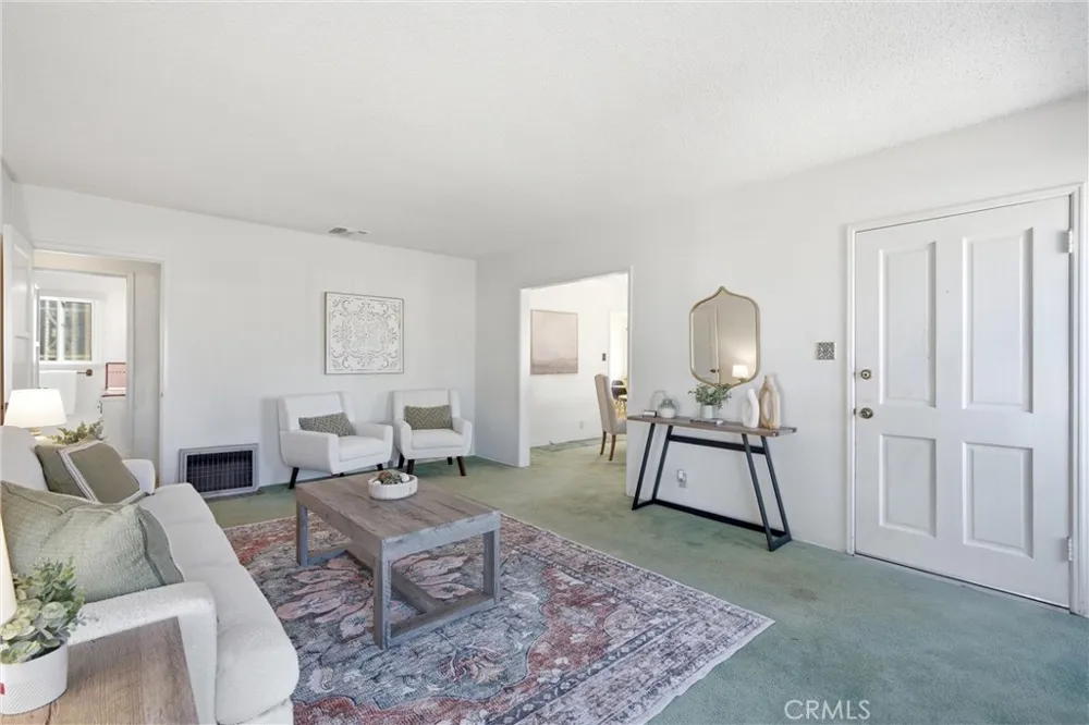 4264 Sanborn Avenue Lynwood, CA 90262