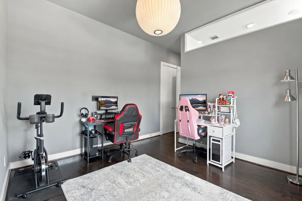 1156 W 19th Street Houston, TX 77008