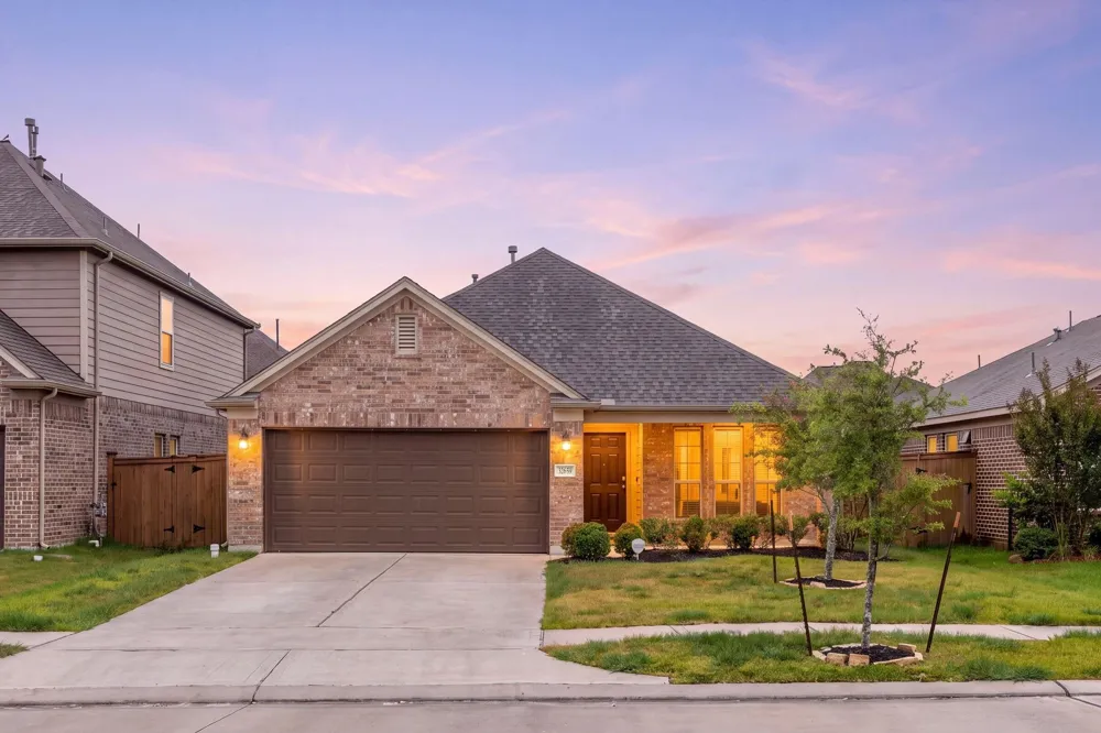 32659 Timber Point Drive Brookshire, TX 77423