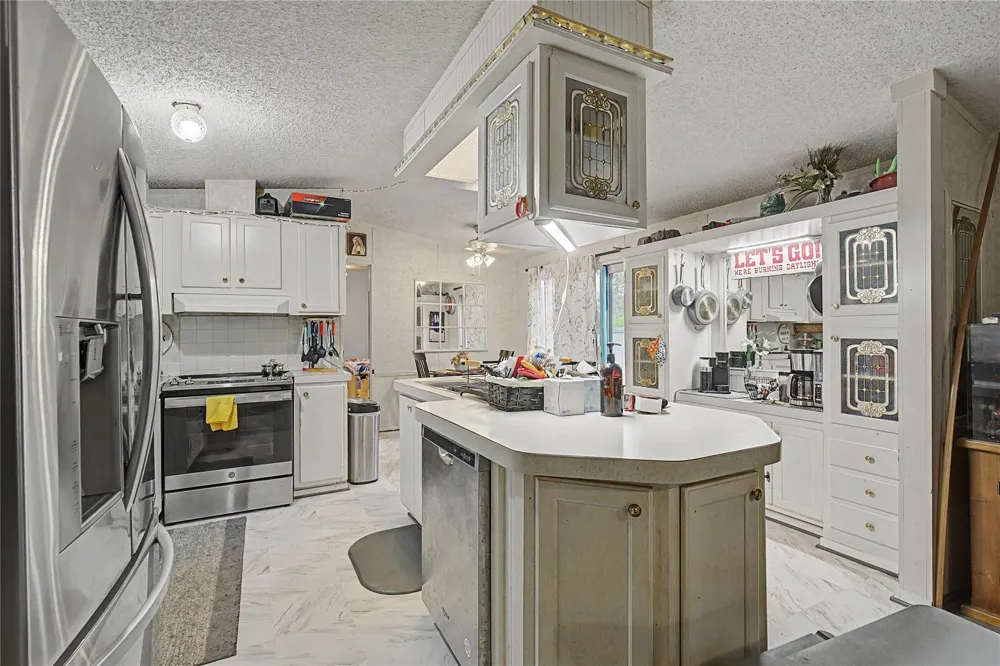 179 County Road 3105 Crockett, TX 75835