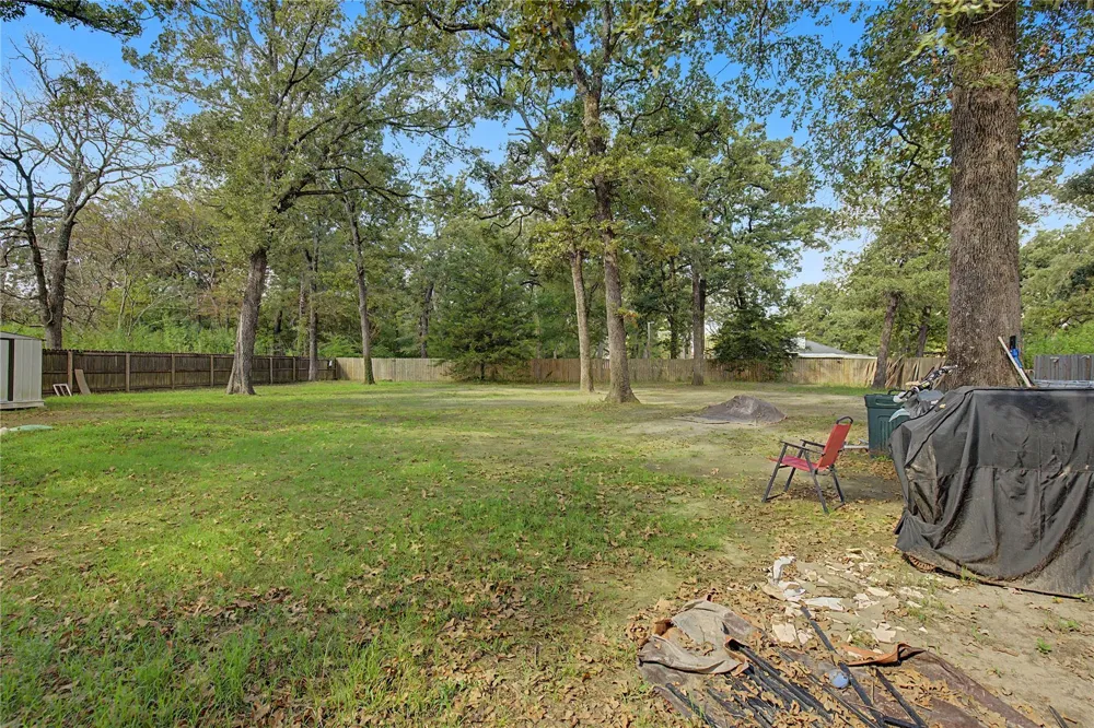 179 County Road 3105 Crockett, TX 75835
