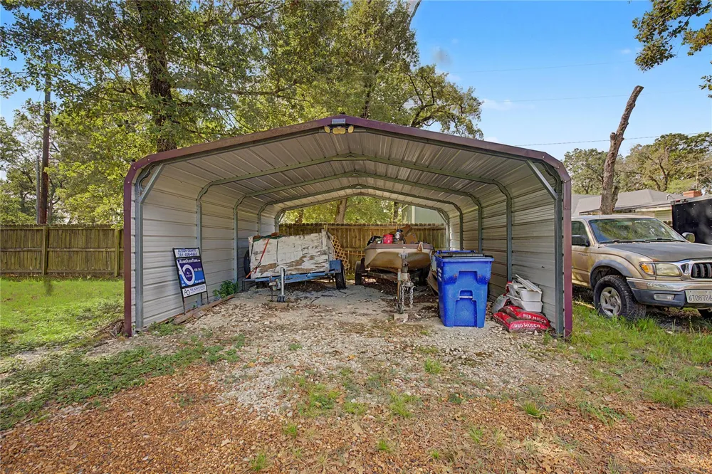 179 County Road 3105 Crockett, TX 75835