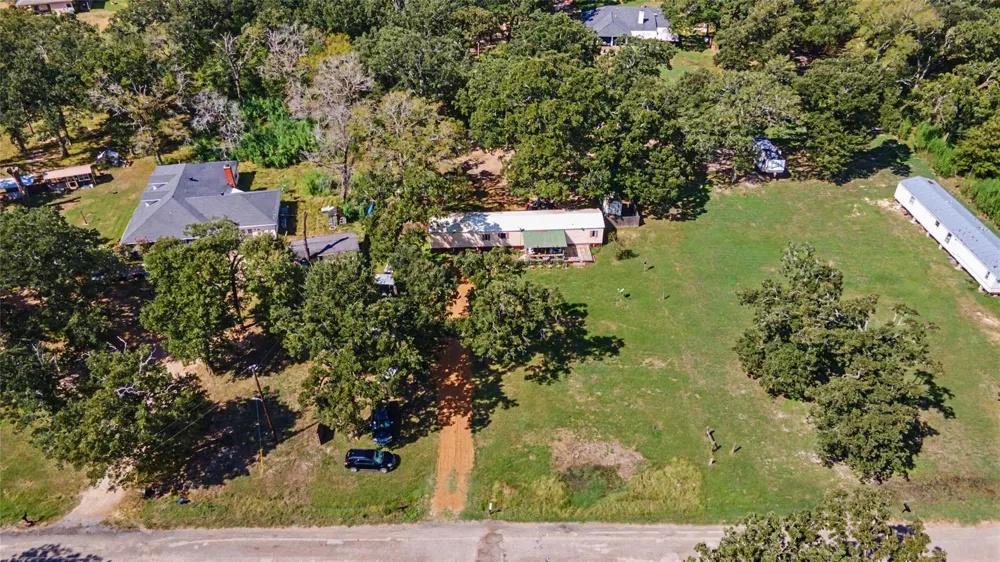179 County Road 3105 Crockett, TX 75835