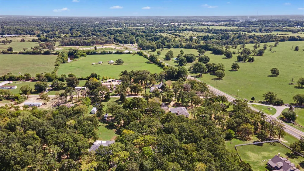 179 County Road 3105 Crockett, TX 75835