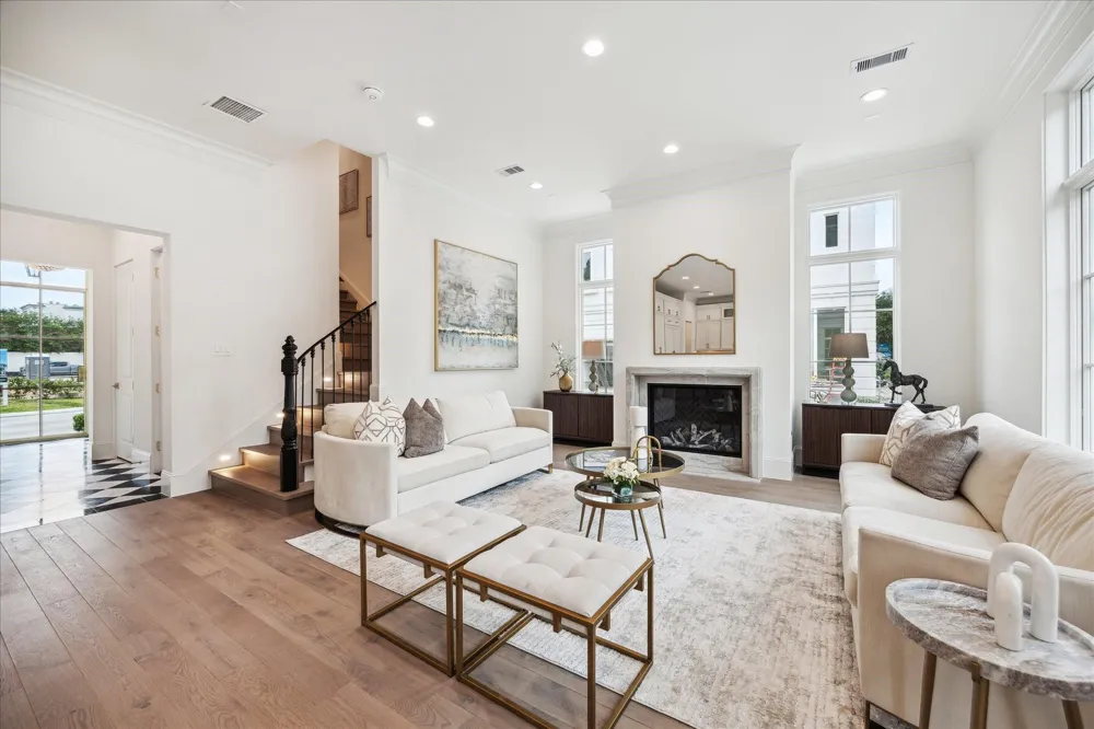 7 Wentworth Gate Path Houston, TX 77027