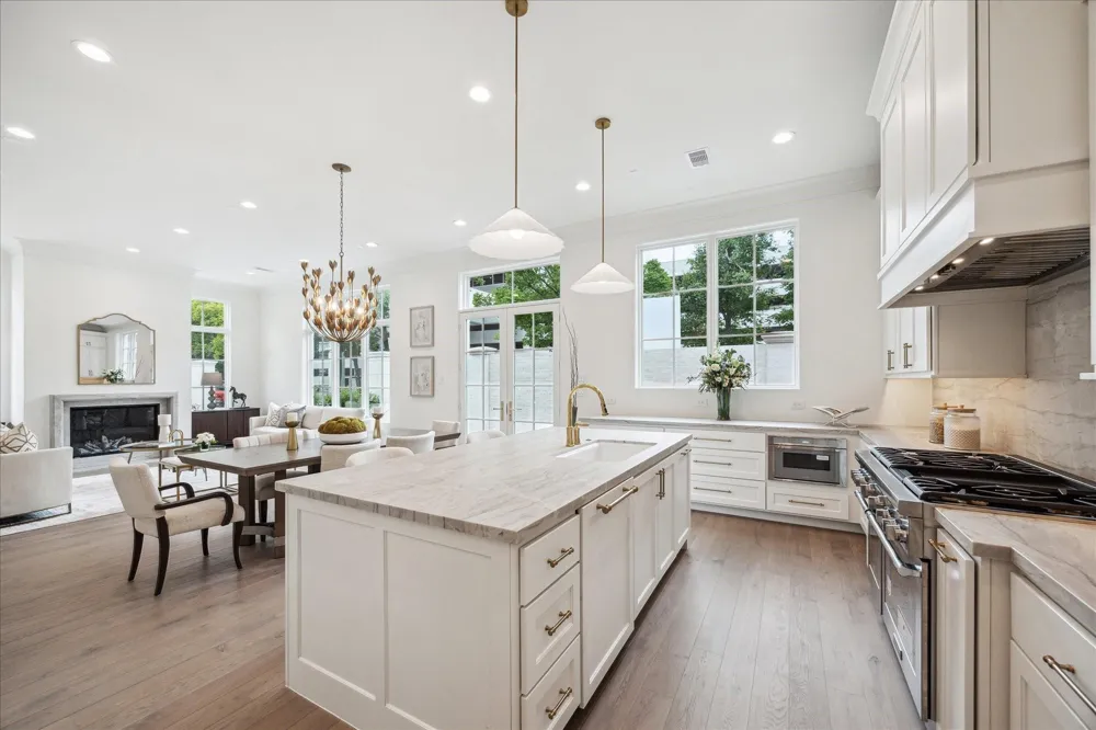 7 Wentworth Gate Path Houston, TX 77027