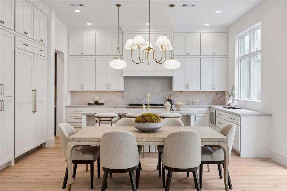 13 Wentworth Gate Path Houston, TX 77027