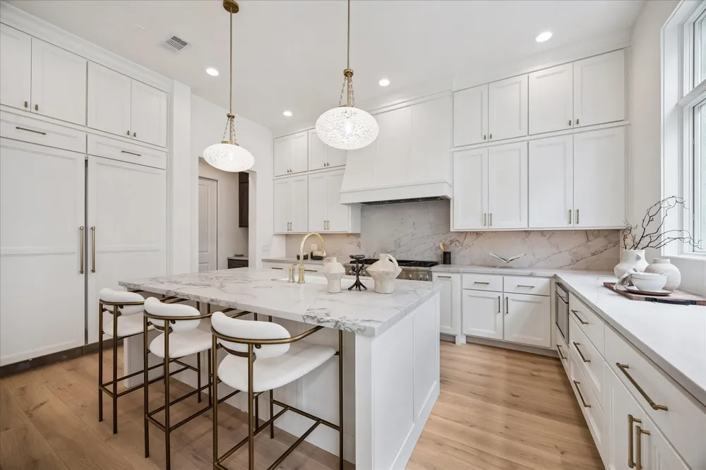 13 Wentworth Gate Path Houston, TX 77027