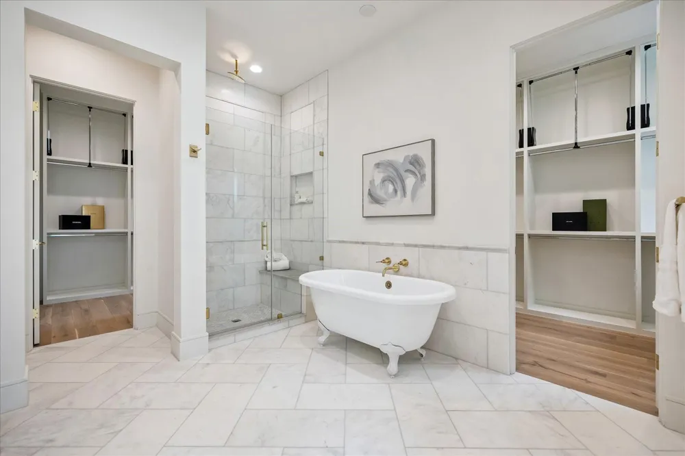 13 Wentworth Gate Path Houston, TX 77027
