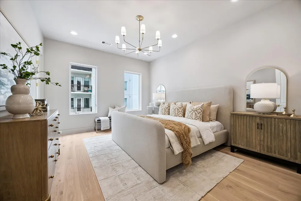 13 Wentworth Gate Path Houston, TX 77027