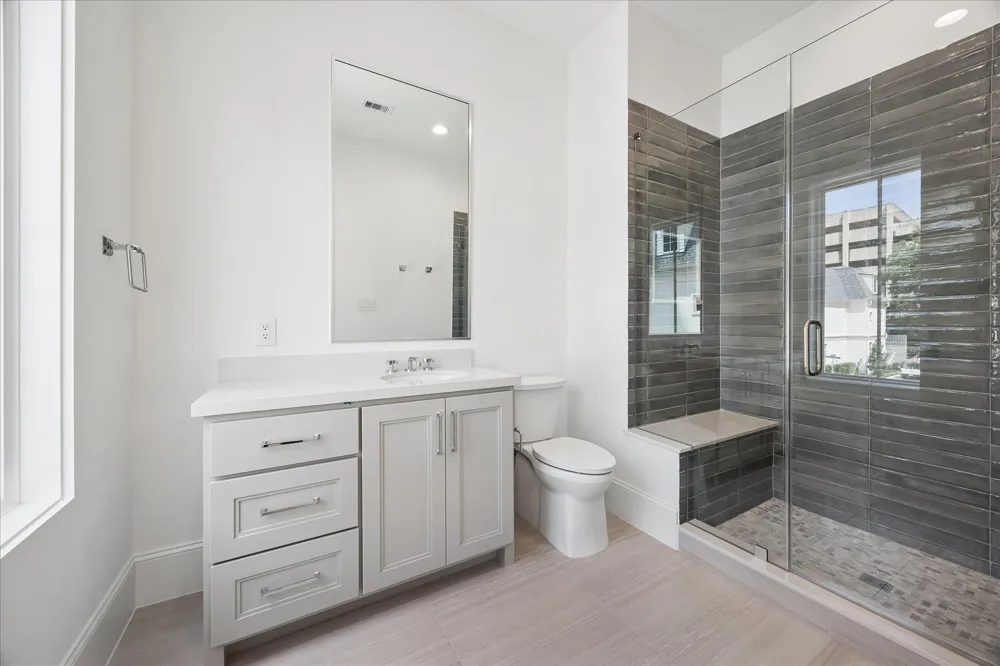 31 Wentworth Gate Path Houston, TX 77027