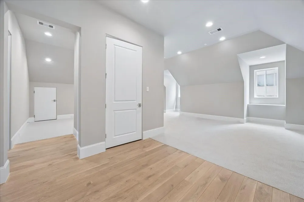 31 Wentworth Gate Path Houston, TX 77027