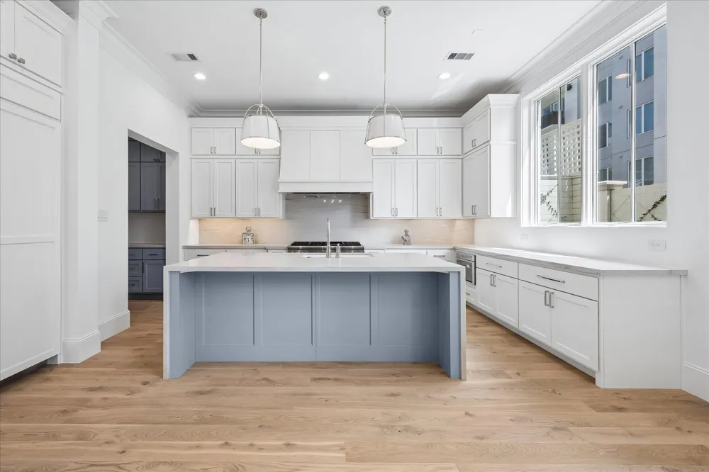 31 Wentworth Gate Path Houston, TX 77027