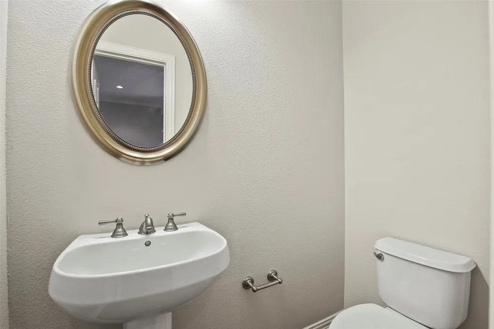 3119 Cedarplaza Lane #303 Dallas, TX 75235