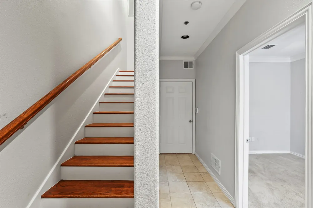 3119 Cedarplaza Lane #303 Dallas, TX 75235