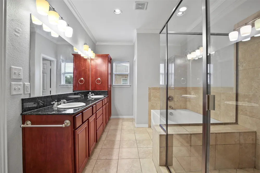 3119 Cedarplaza Lane #303 Dallas, TX 75235