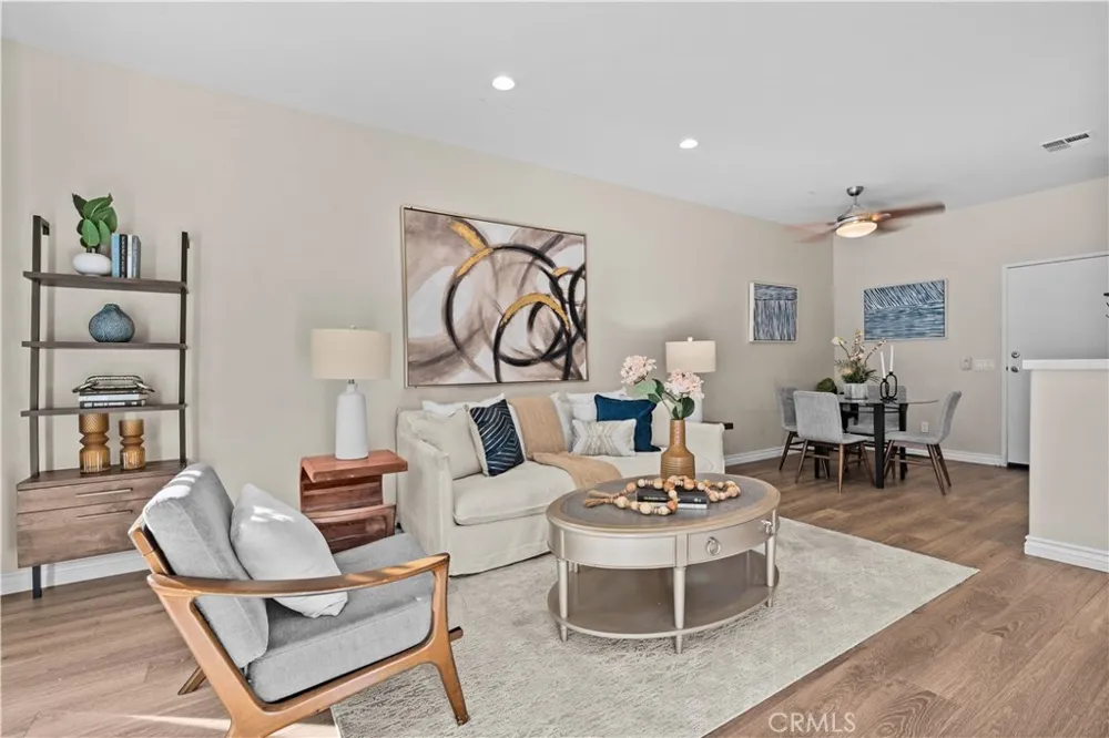 835 S Taos Way Anaheim, CA 92808