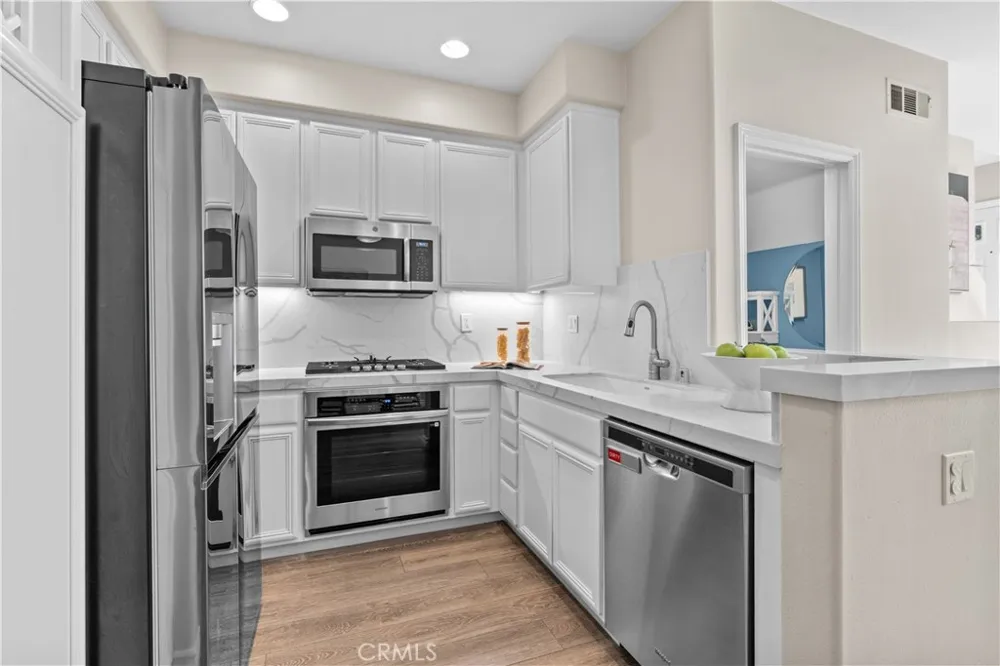 835 S Taos Way Anaheim, CA 92808