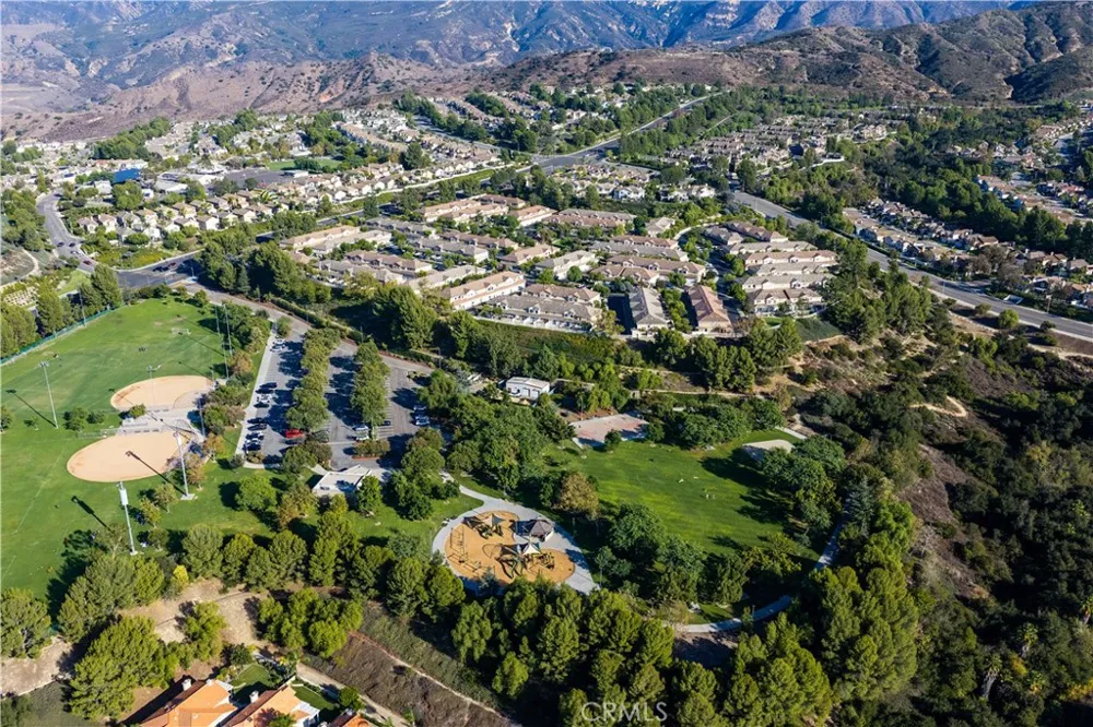 835 S Taos Way Anaheim, CA 92808