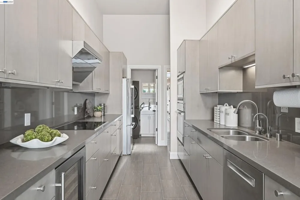 844 Balboa Ln Foster City, CA 94404