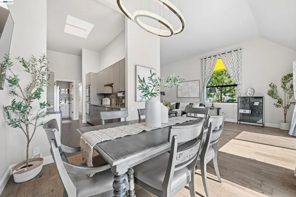 844 Balboa Ln Foster City, CA 94404