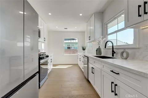 7746 Sunnybrae