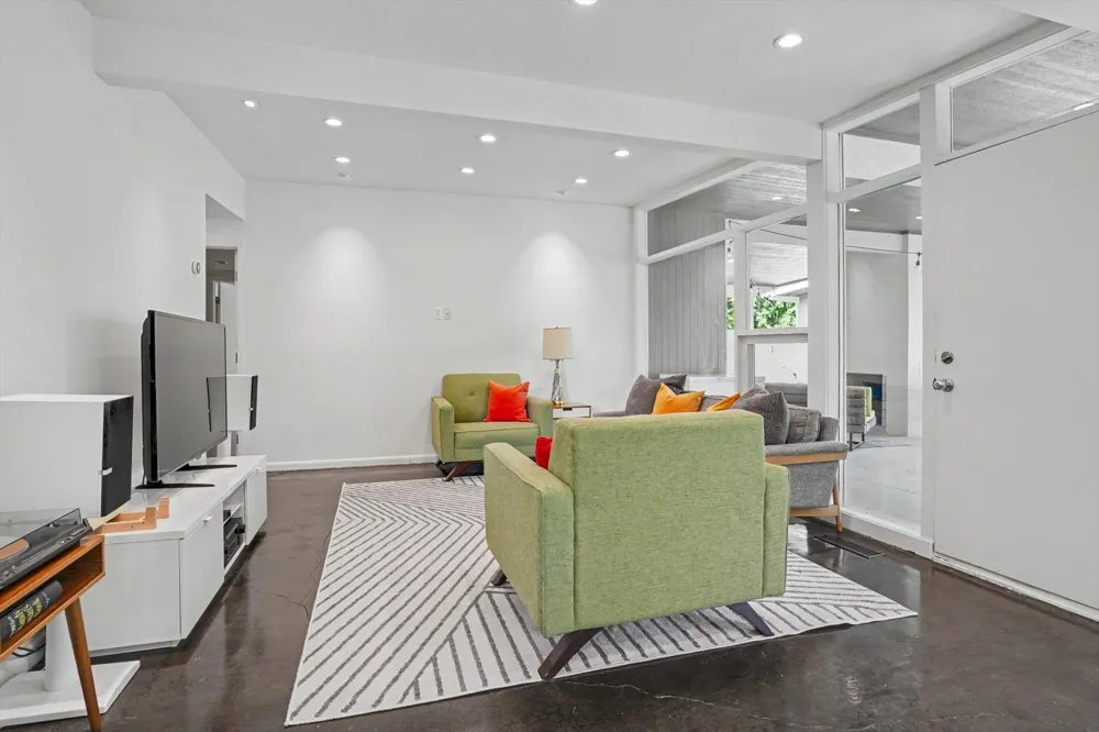 4939 E 26th Place Tulsa, OK 74114