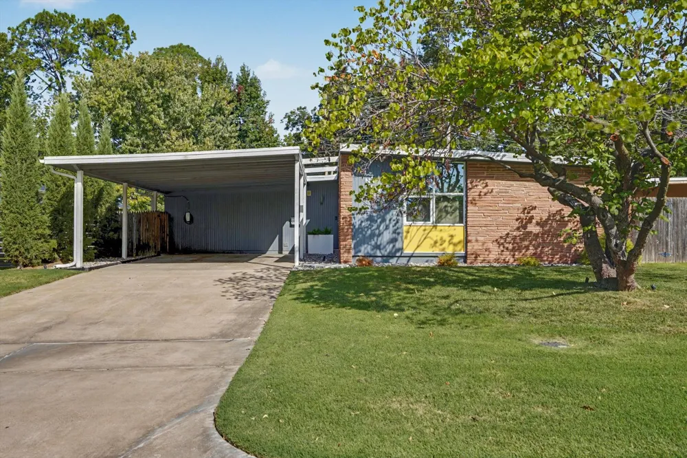 4939 E 26th Place Tulsa, OK 74114
