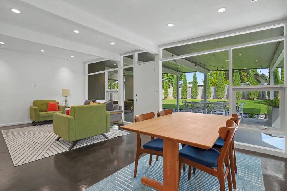 4939 E 26th Place Tulsa, OK 74114