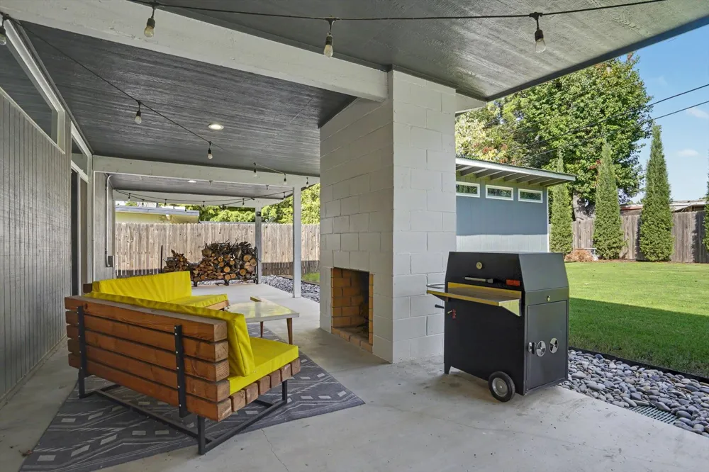 4939 E 26th Place Tulsa, OK 74114