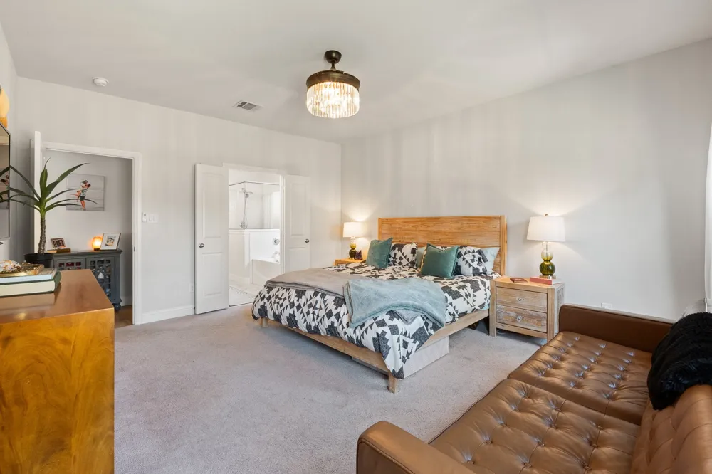 9812 Chaparral Pass Fort Worth, TX 76126