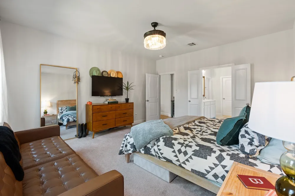 9812 Chaparral Pass Fort Worth, TX 76126