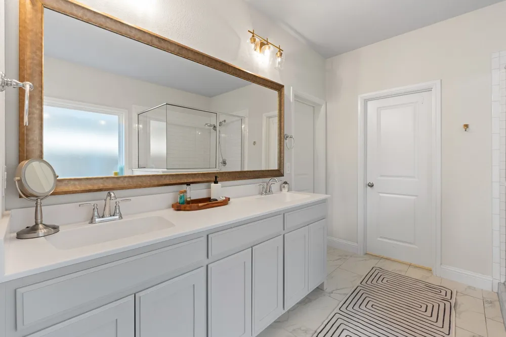 9812 Chaparral Pass Fort Worth, TX 76126