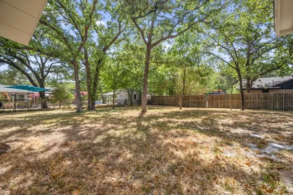 2514 Sherwood Street Denton, TX 76209