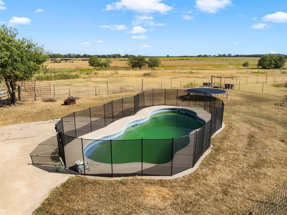 3370 County Road 303 Oglesby, TX 76561