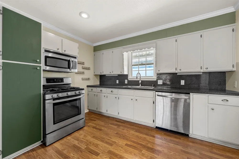3370 County Road 303 Oglesby, TX 76561