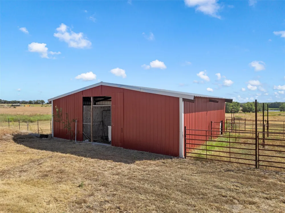 3370 County Road 303 Oglesby, TX 76561