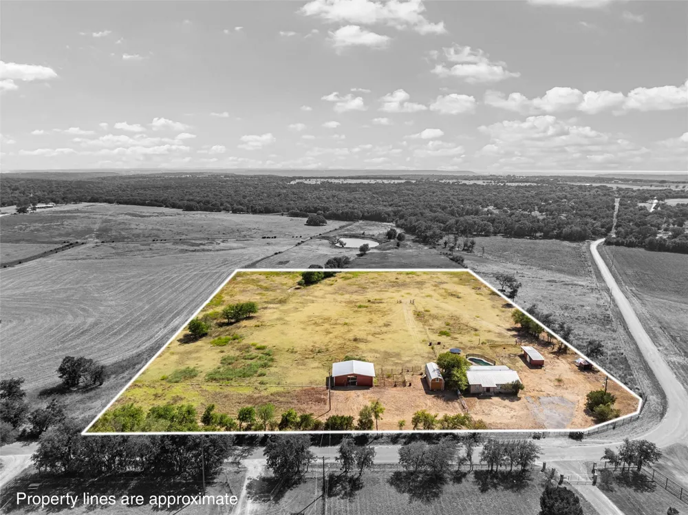 3370 County Road 303 Oglesby, TX 76561