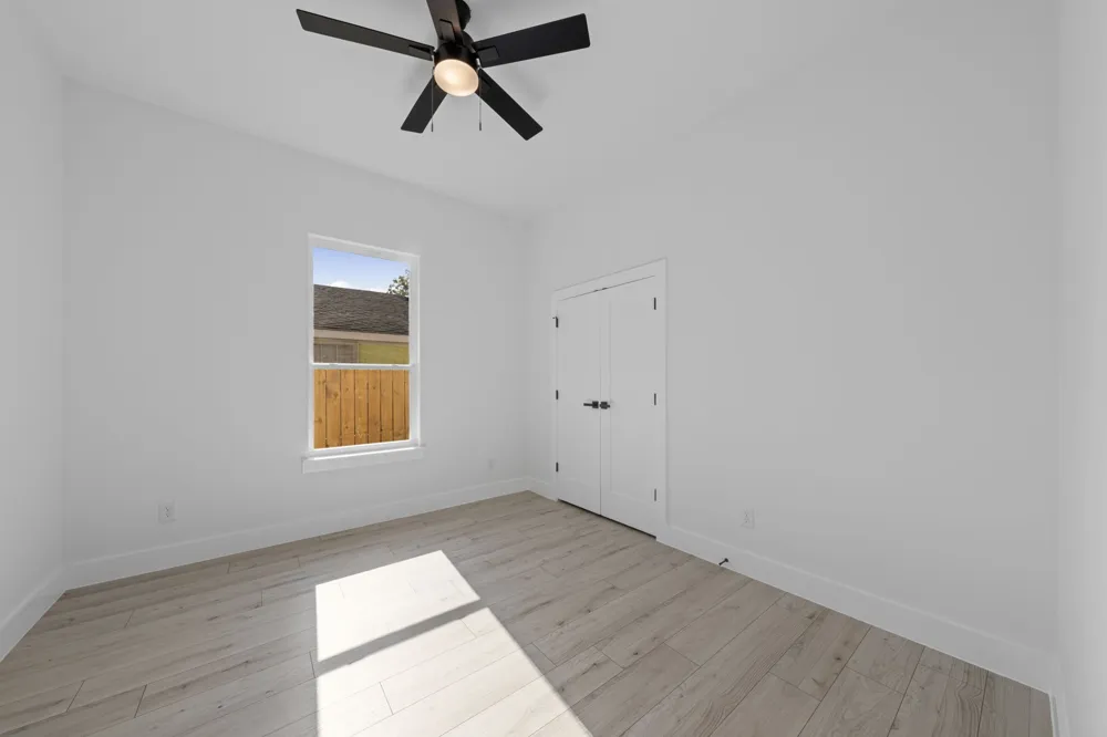 1429 E Ann Arbor Avenue Dallas, TX 75216