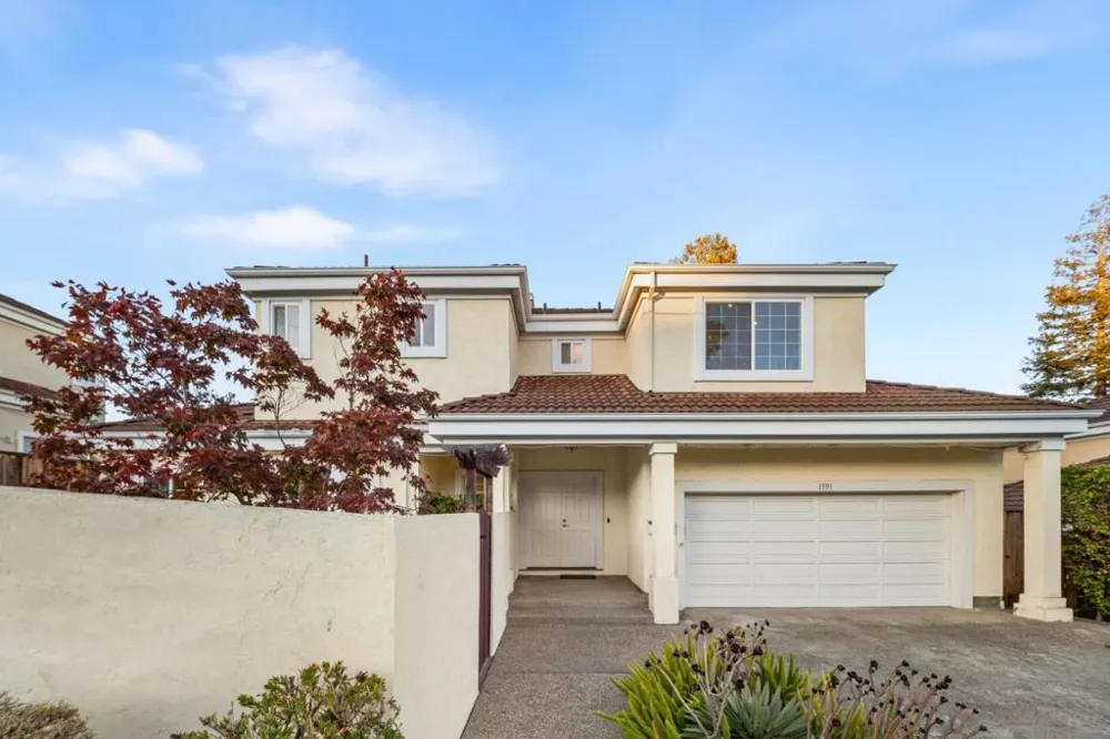 1591 Fifth Avenue Belmont, CA 94002