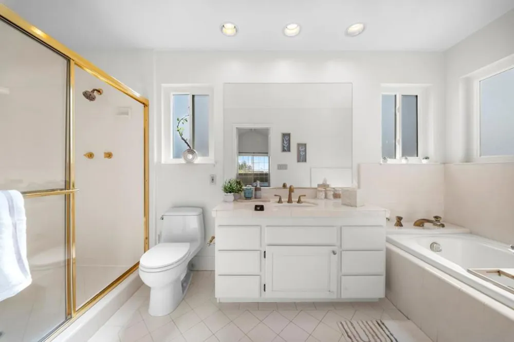 1591 Fifth Avenue Belmont, CA 94002