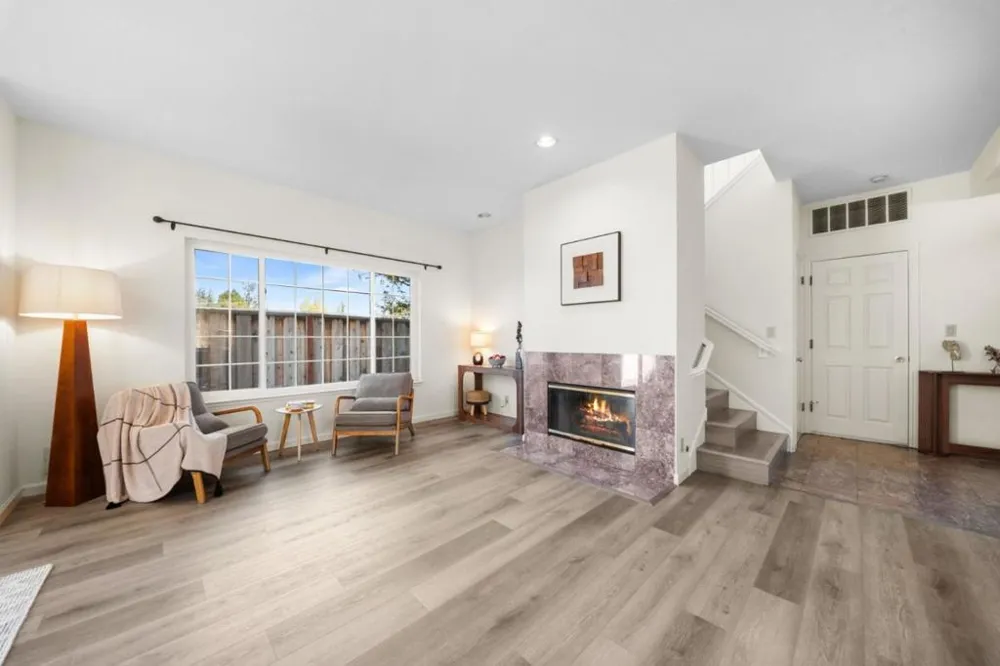 1591 Fifth Avenue Belmont, CA 94002