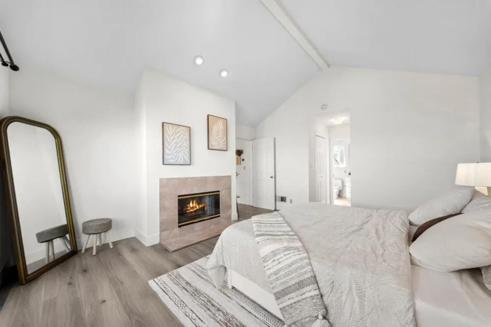 1591 Fifth Avenue Belmont, CA 94002